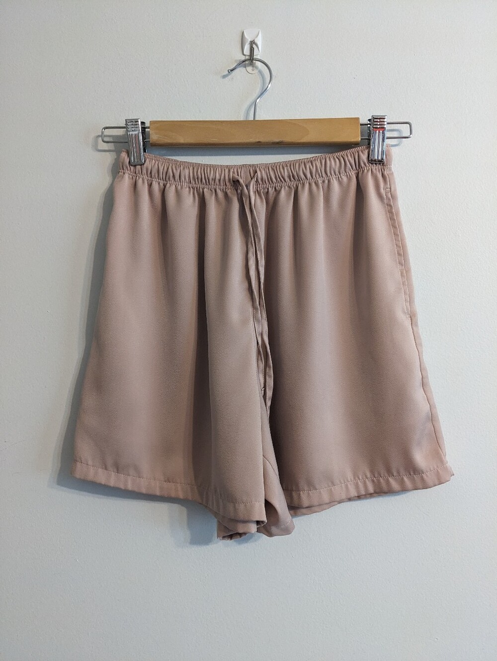 Uniqlo Pull On Satin Shorts | Size XS | Dusty Pink